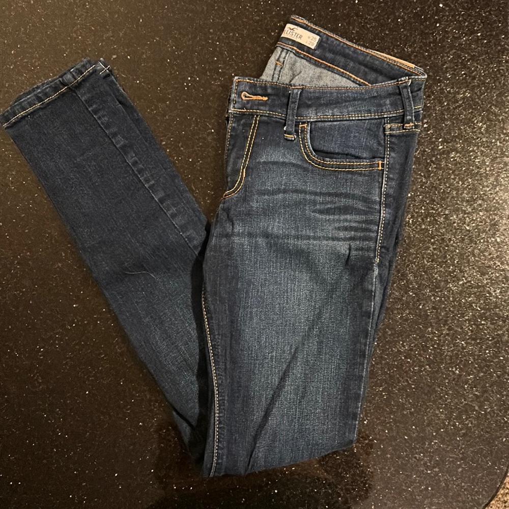 Hollister skinny jeans size 1 short